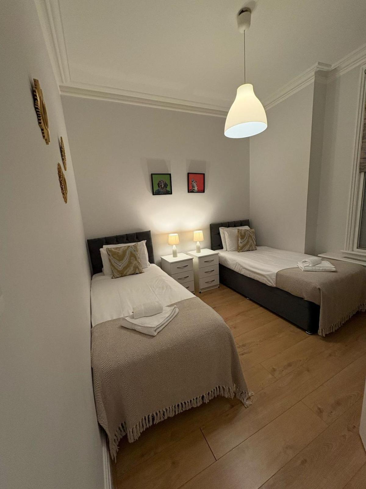 Star Warwick Mansions 3-bed Oasis *